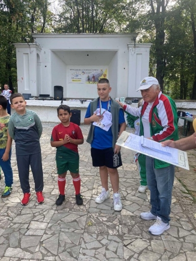Сребърен медал за Александър Божидаров от ОУ &bdquo;Отец Паисий" - гр. Разград